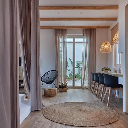 Casa Mardiva Terra Apartment Parikia (Paros)