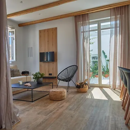 Casa Mardiva Terra * Parikia (Paros)